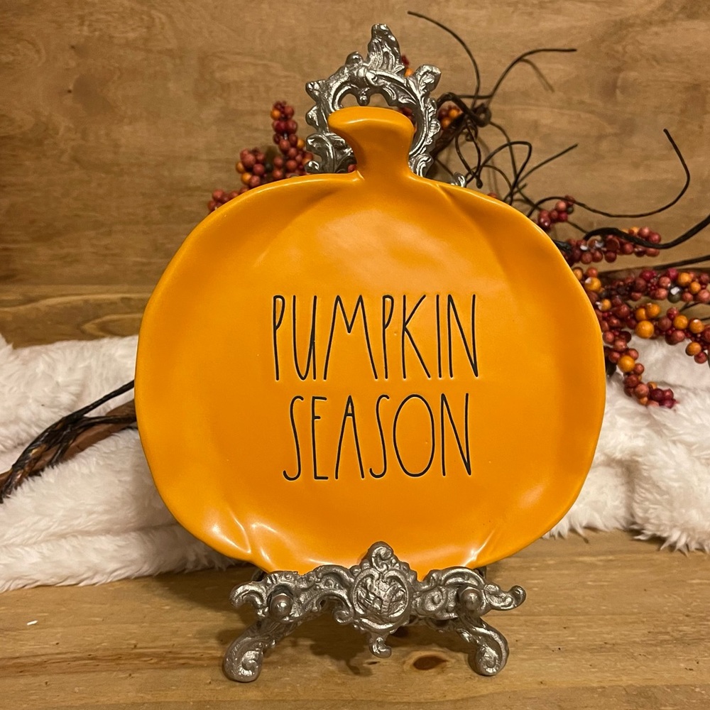 Rae Dunn PUMPKIN SEASON plate new